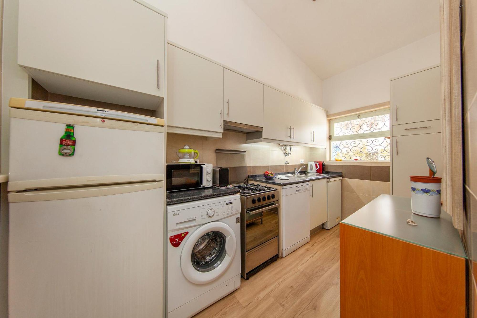 B86 - Beachline Apartment In Luz 外观 照片